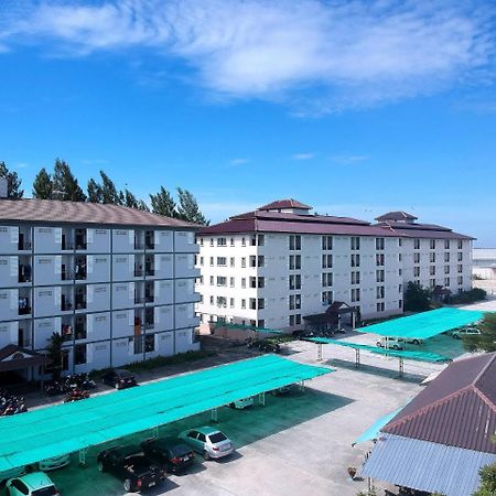 Hotel Matini Amata Ban Hua Phai Esterno foto