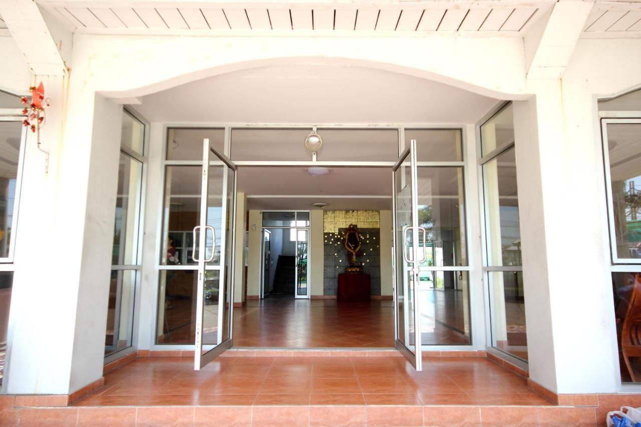 Hotel Matini Amata Ban Hua Phai Esterno foto