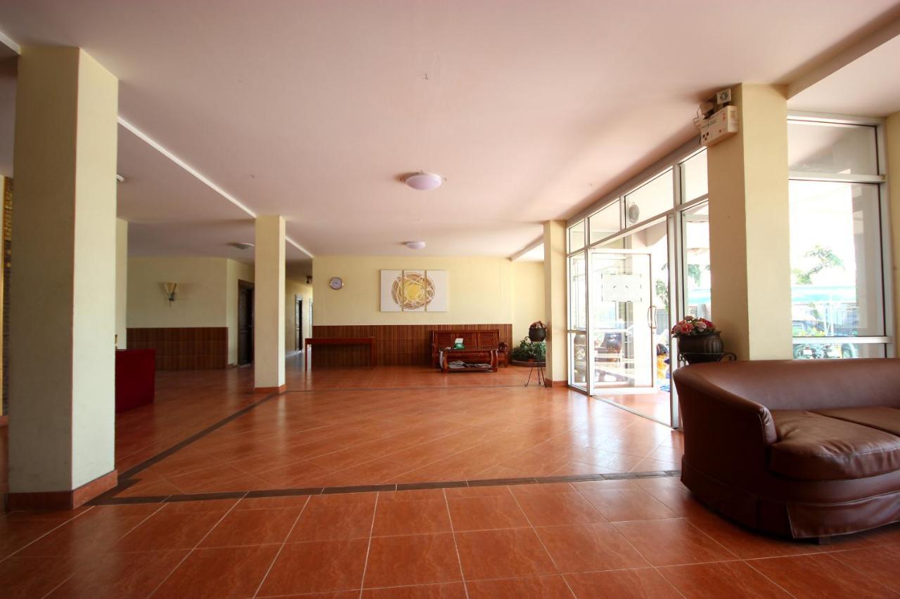 Hotel Matini Amata Ban Hua Phai Esterno foto
